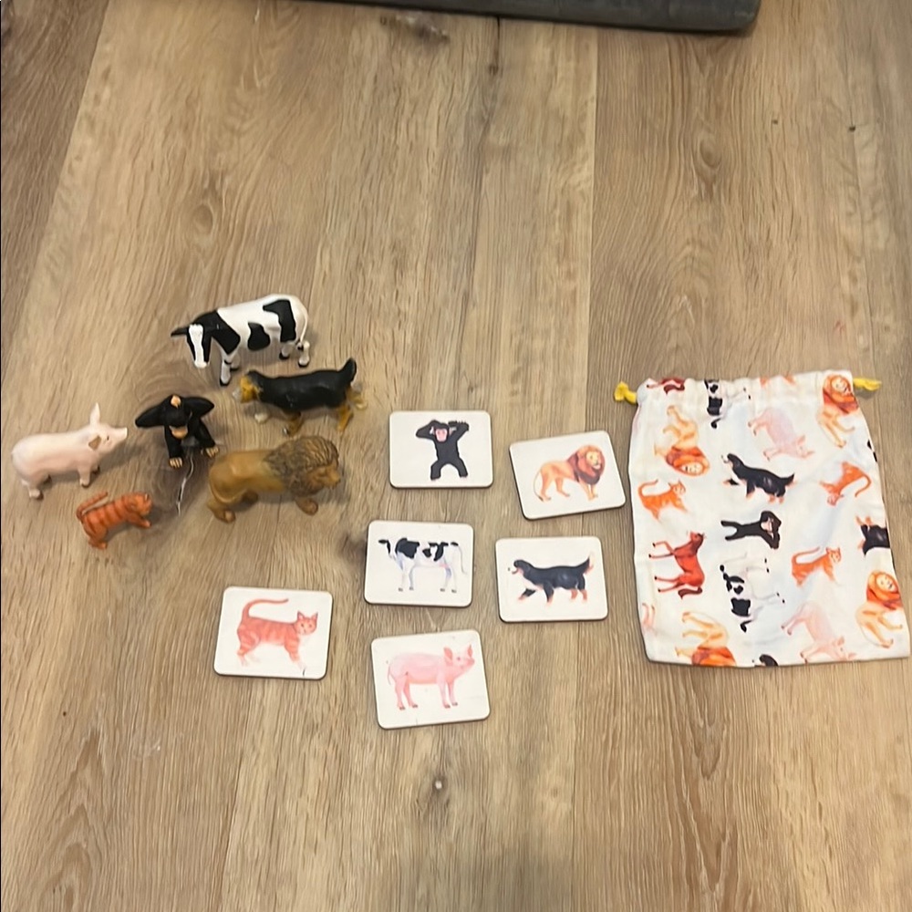 Lovevery Montessori animals and pouch